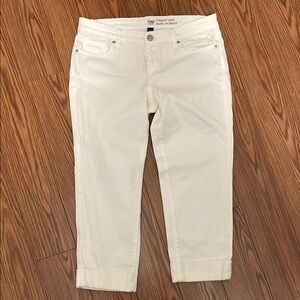Gap Women's White straight crop Jeans